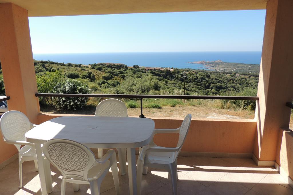 Le Colline Di Isola Rossa Apartment Trinita d'Agultu e Vignola Ruang foto