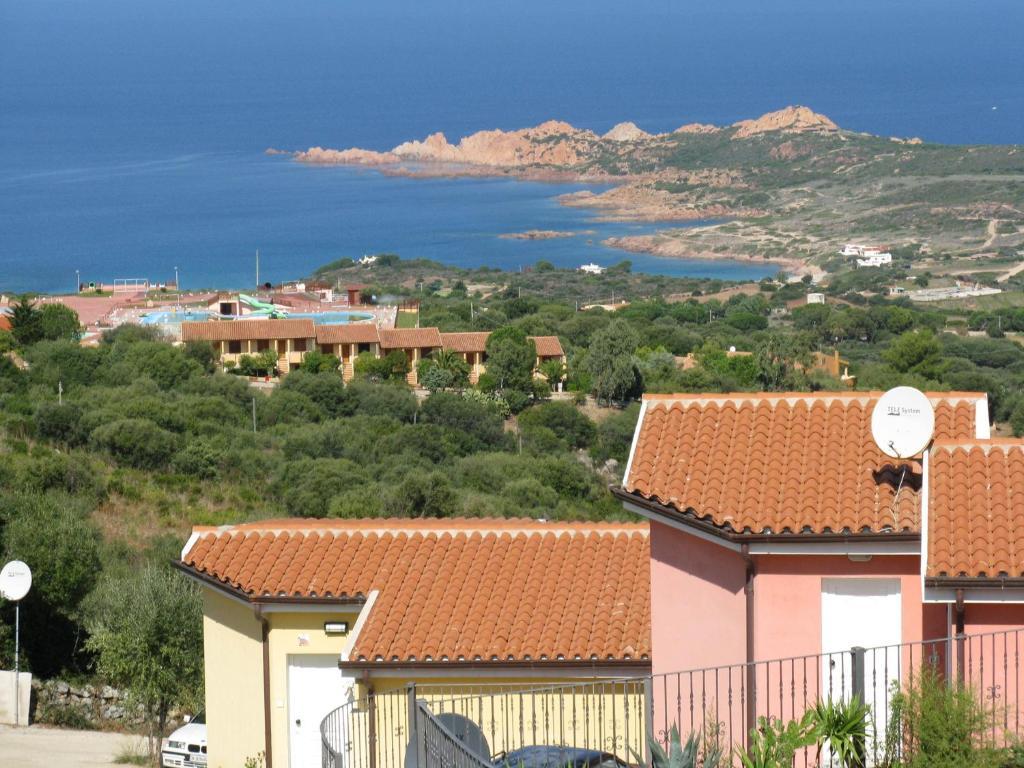Le Colline Di Isola Rossa Apartment Trinita d'Agultu e Vignola Ruang foto